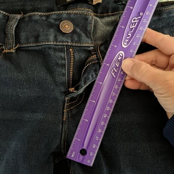 PEOPLE NEED KINDNESS LADIES SIZE 5  SKINNY JEANS - Picture 8 of 8